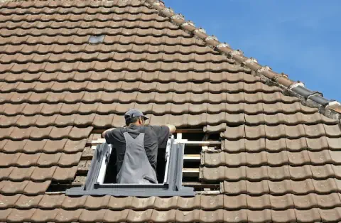 Pose de velux - Auzat-la-Combelle